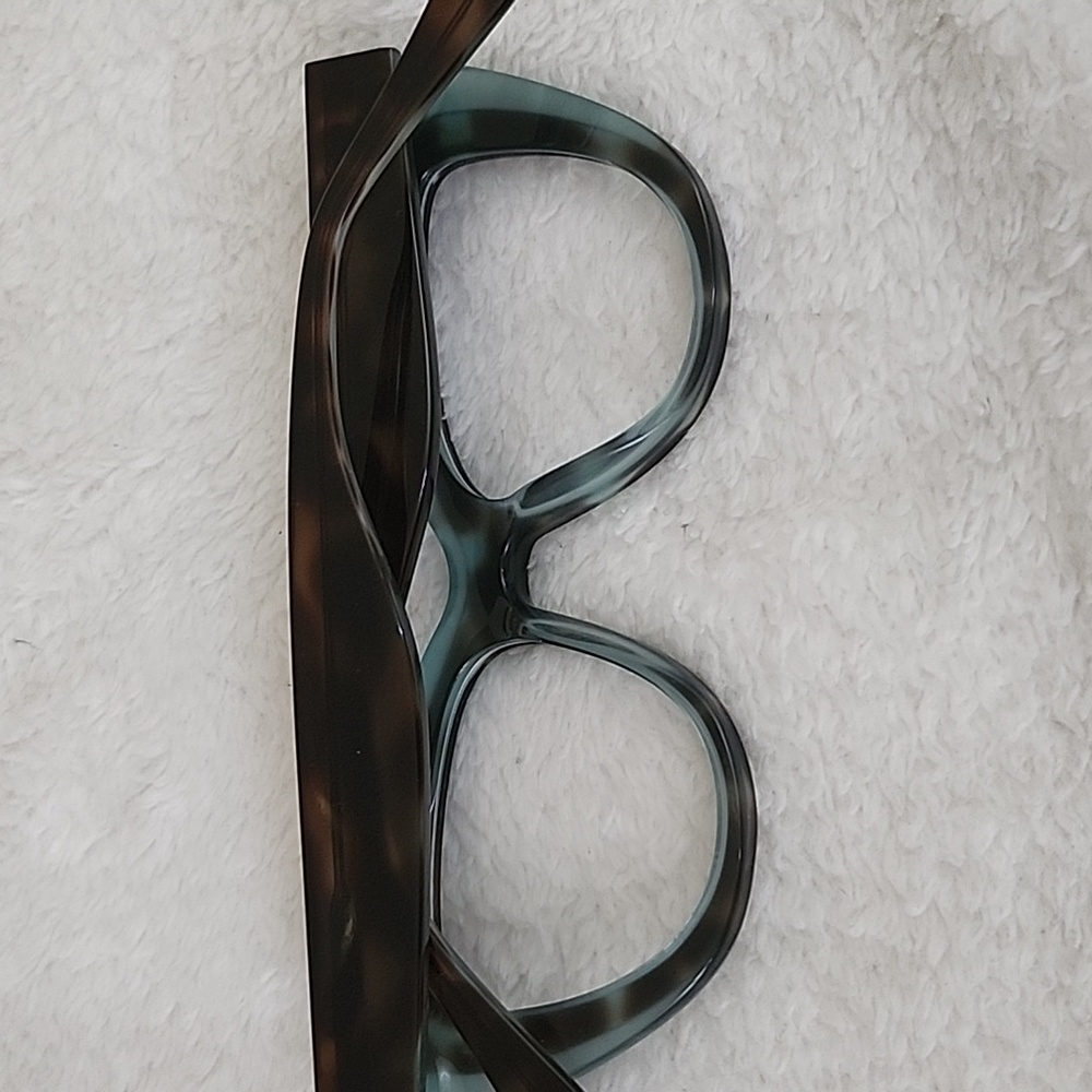 Glasses 🤓 - Picture 5 of 6